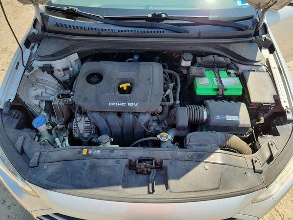 2017 HYUNDAI ELANTRA