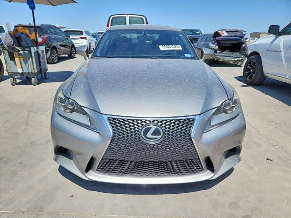 2016 LEXUS IS 200t