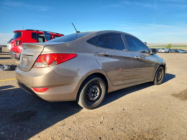2013 HYUNDAI ACCENT GLS, GS