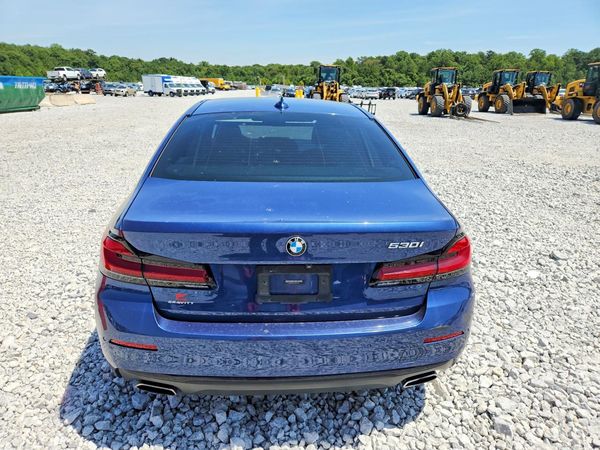 2021 BMW 530