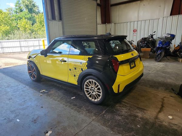 2025 MINI COOPER