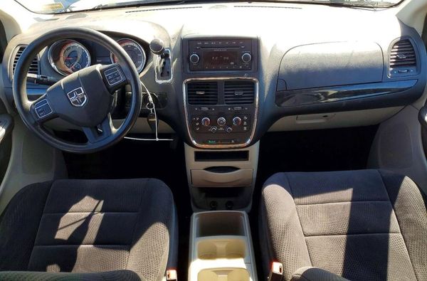 2014 DODGE GRAND CARAVAN SE
