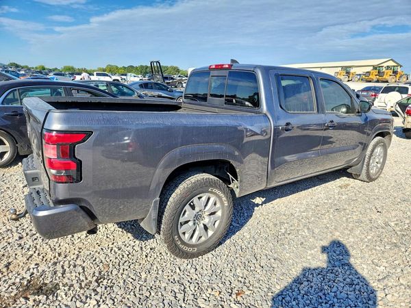 2022 NISSAN FRONTIER Crew Cab