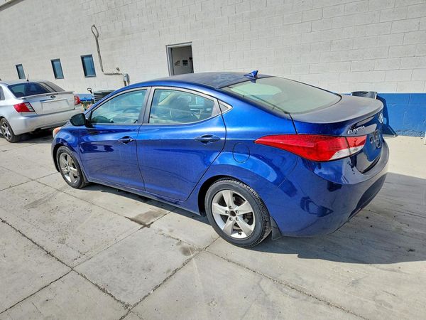 2013 HYUNDAI ELANTRA