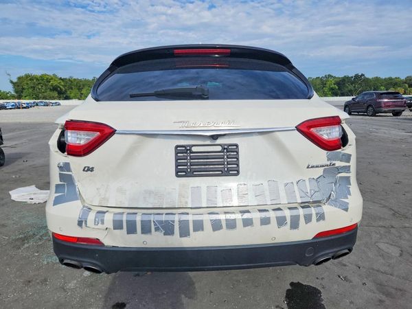 2018 MASERATI LEVANTE