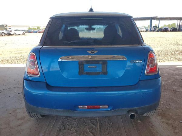 2012 MINI COOPER