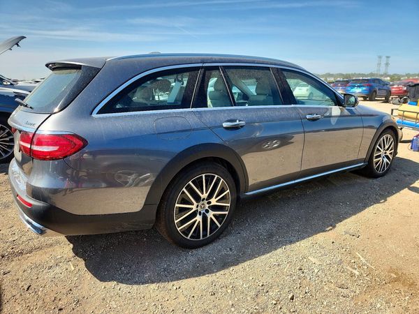2022 MERCEDES-BENZ E E450 4MATIC All Terrain