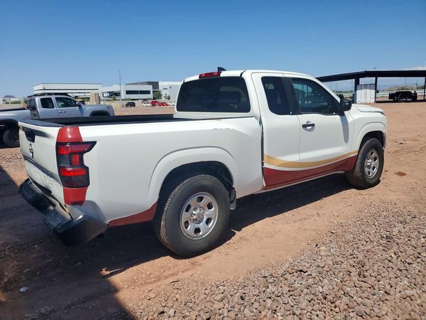 2024 NISSAN FRONTIER