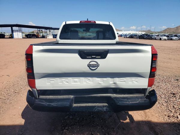 2024 NISSAN FRONTIER