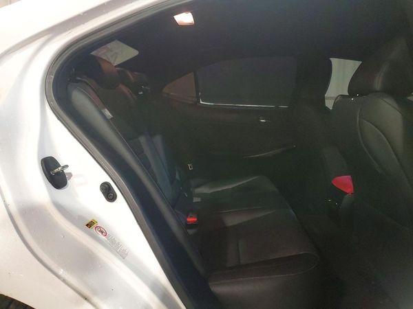 2015 LEXUS IS