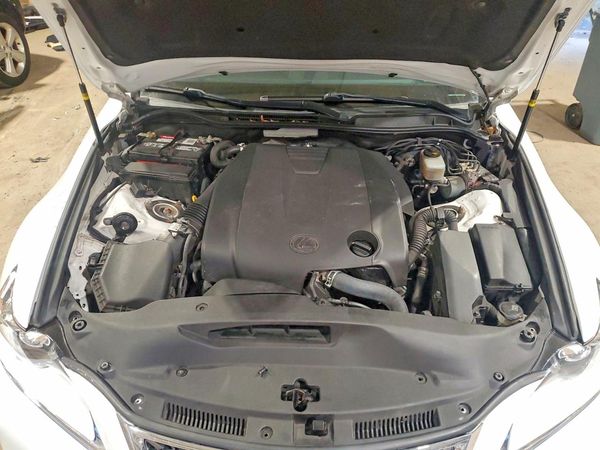 2015 LEXUS IS