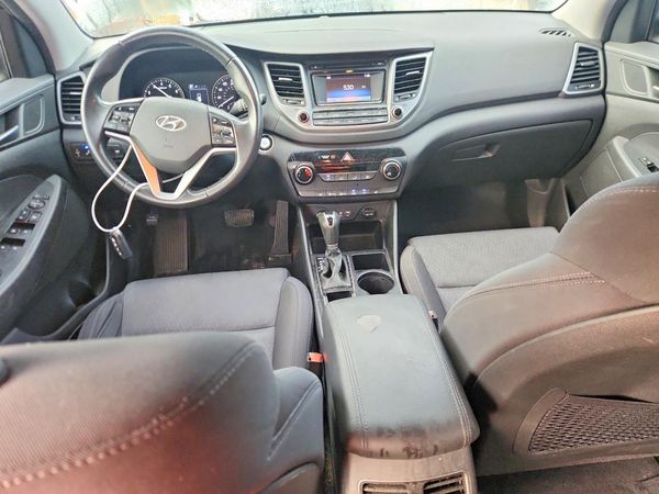 2017 HYUNDAI TUCSON