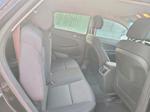 2017 HYUNDAI TUCSON
