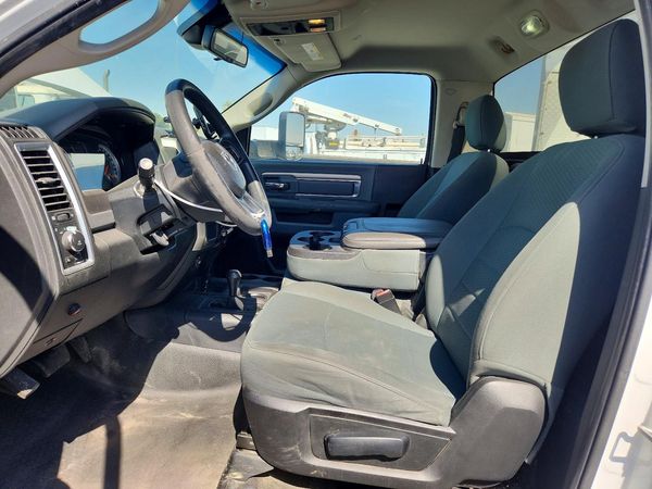 2018 RAM 5500 REG CAB CHASSIS