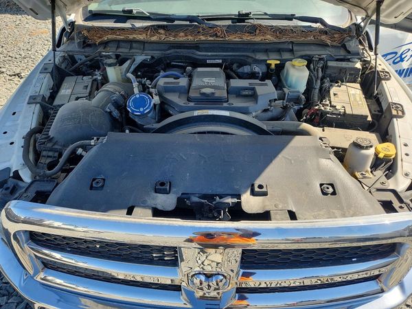 2018 RAM 5500 REG CAB CHASSIS