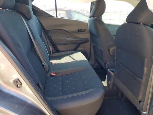 2019 NISSAN KICKS