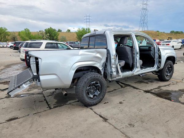 2022 TOYOTA TACOMA SR5