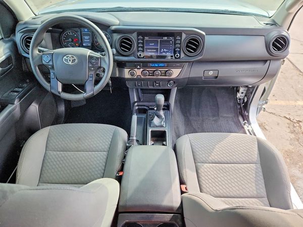 2022 TOYOTA TACOMA SR5