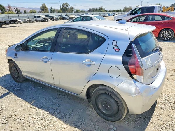 2015 TOYOTA PRIUS