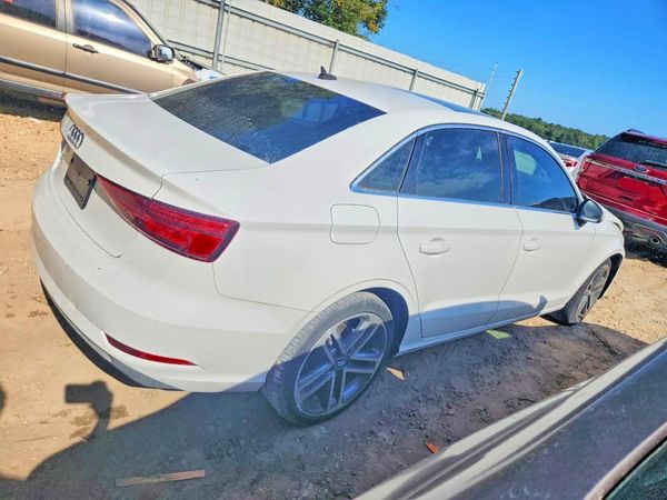 2019 AUDI A3 Premium, Titanium