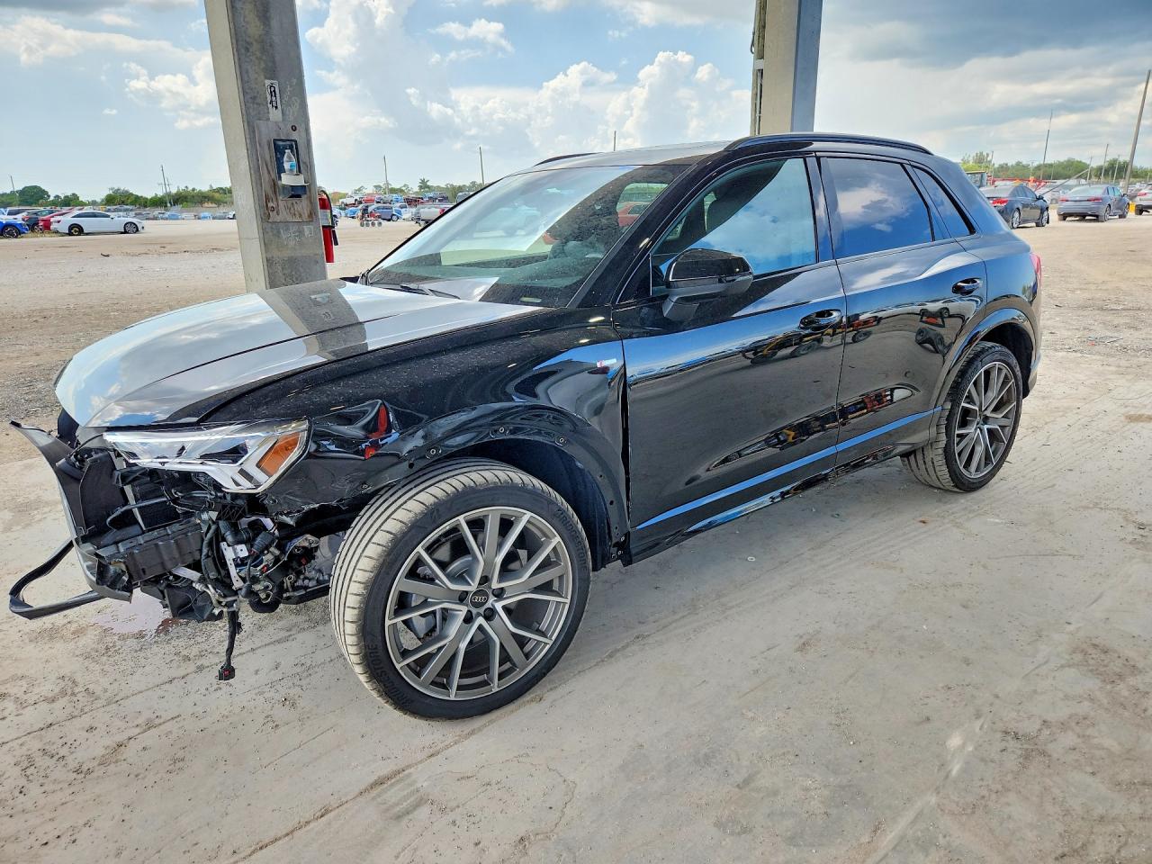 2025 AUDI Q3