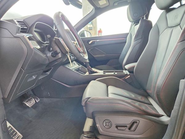 2025 AUDI Q3