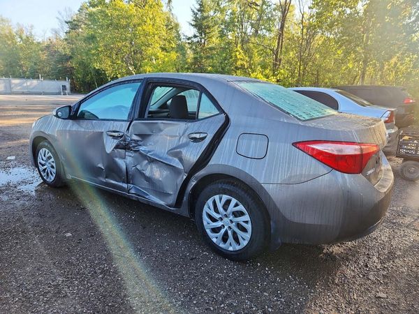 2017 TOYOTA COROLLA