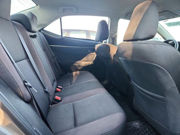 2017 TOYOTA COROLLA