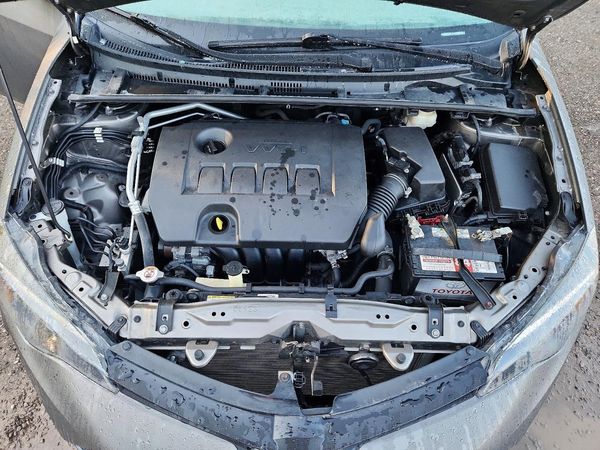 2017 TOYOTA COROLLA
