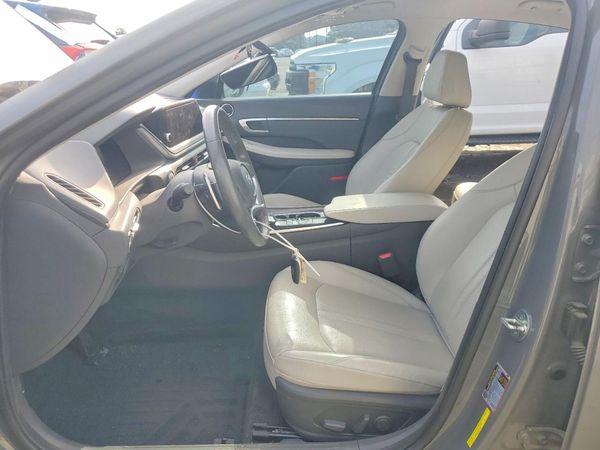 2022 HYUNDAI SONATA Limited — DENT