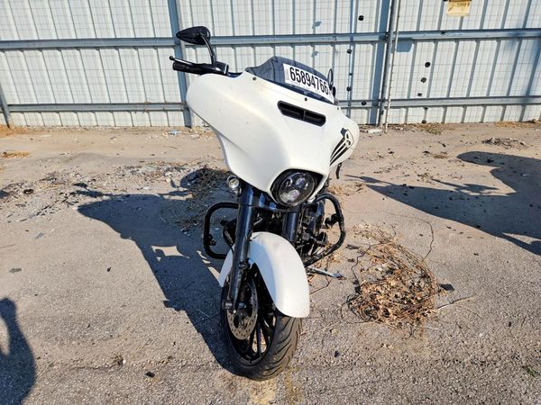 2018 HARLEY-DAVIDSON FL
