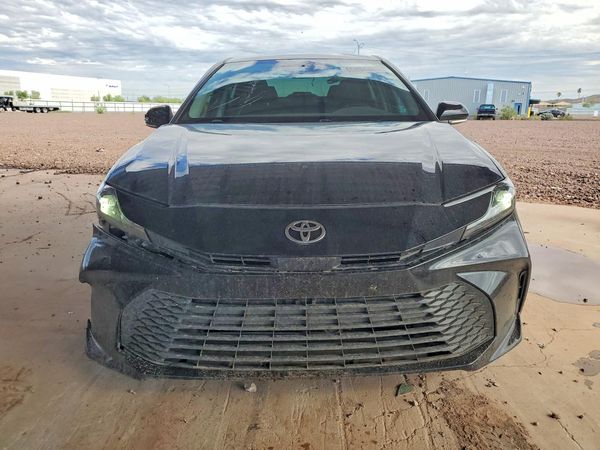 2025 TOYOTA CAMRY