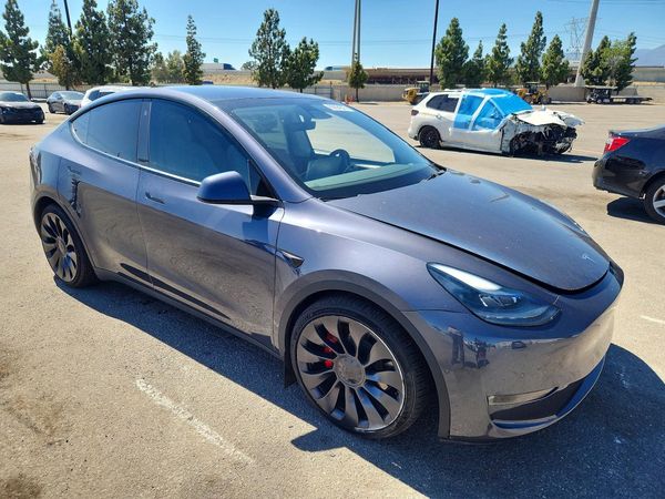 2022 TESLA MODEL Y