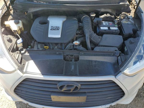 2013 HYUNDAI VELOSTER