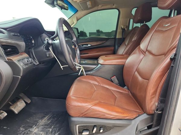 2018 CADILLAC ESCALADE