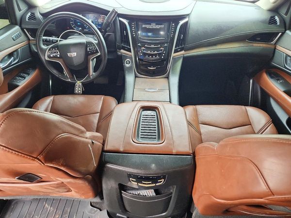 2018 CADILLAC ESCALADE