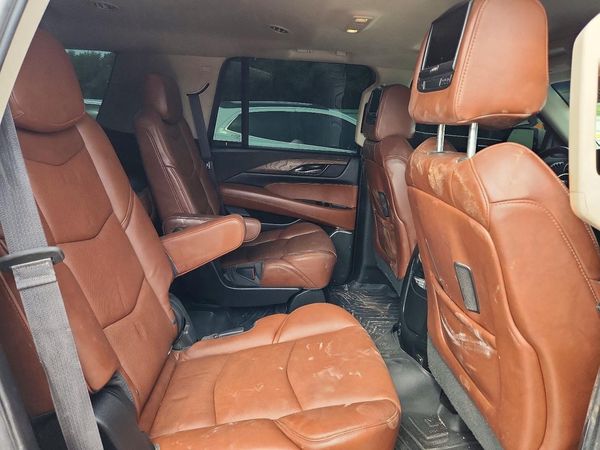 2018 CADILLAC ESCALADE