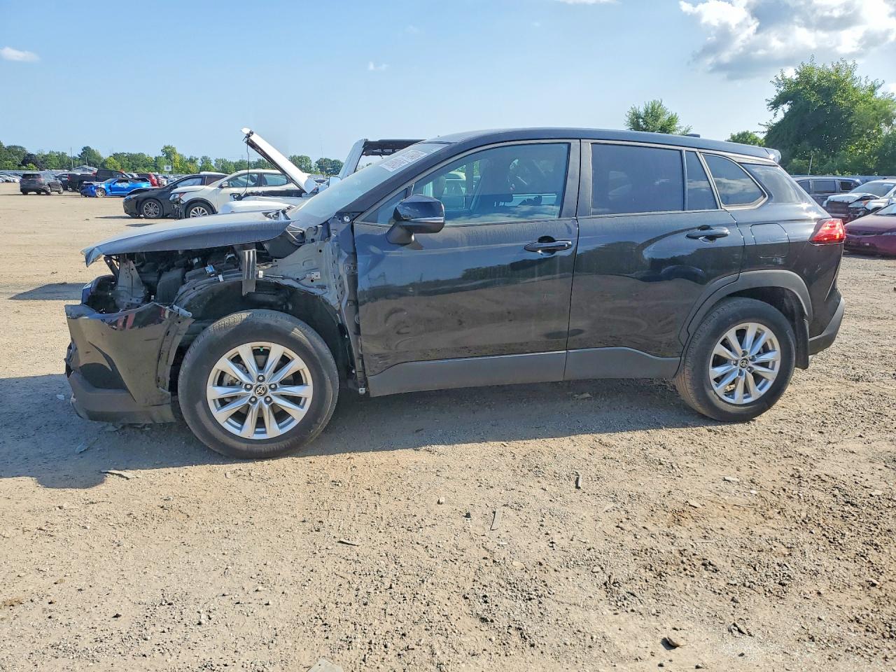 2024 TOYOTA COROLLA CROSS