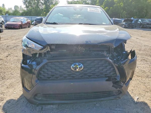 2024 TOYOTA COROLLA CROSS