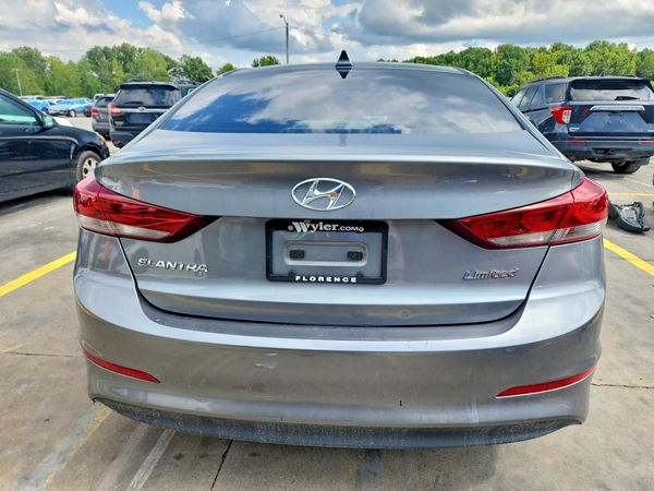 2017 HYUNDAI ELANTRA