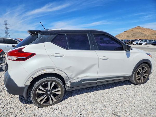 2019 NISSAN KICKS