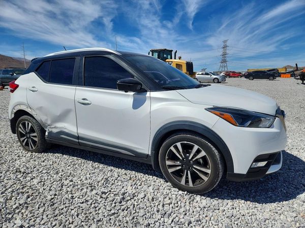 2019 NISSAN KICKS
