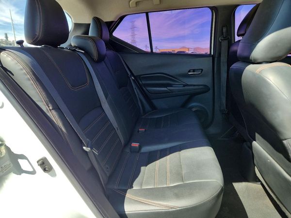 2019 NISSAN KICKS