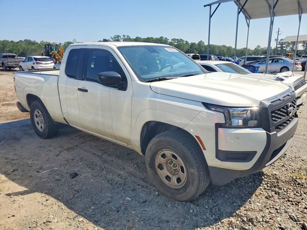 2025 NISSAN FRONTIER