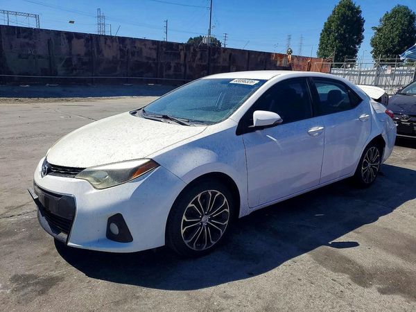 2015 TOYOTA COROLLA