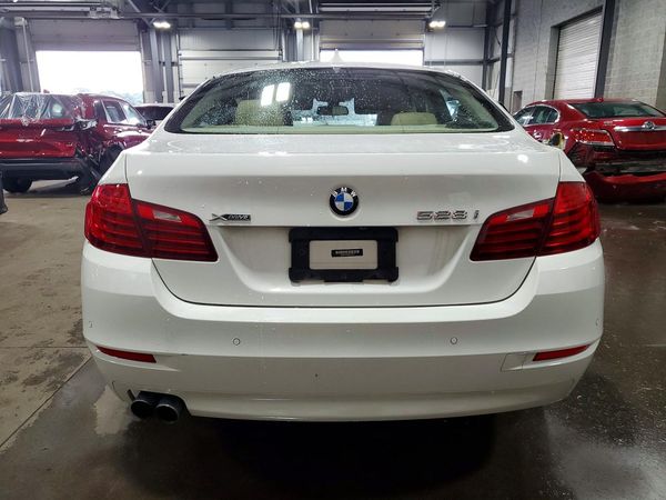 2014 BMW 528