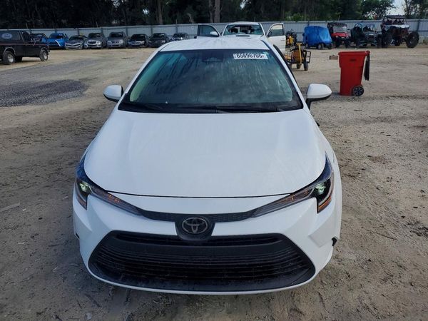 2024 TOYOTA COROLLA