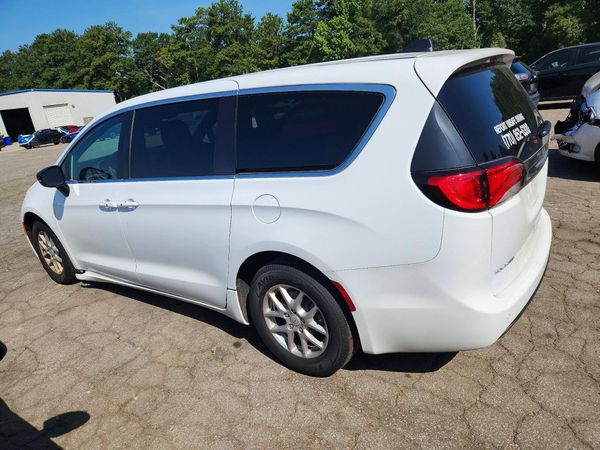 2026 CHRYSLER VOYAGER