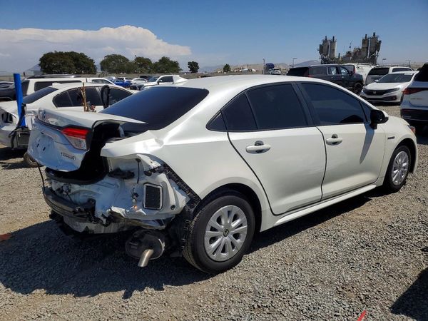 2021 TOYOTA COROLLA LE