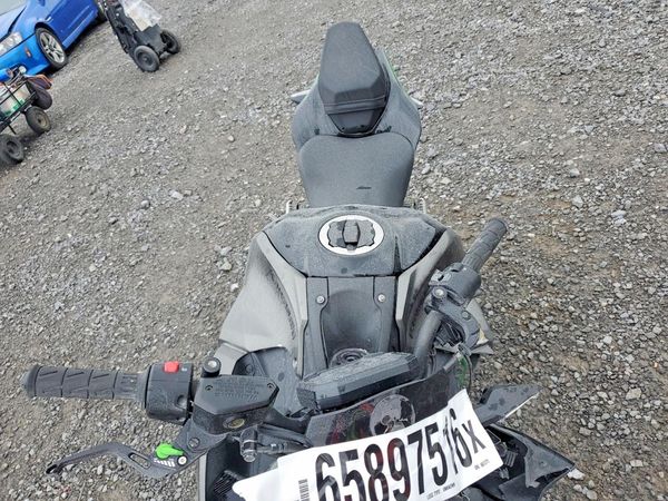 2023 KAWASAKI ZR900 F
